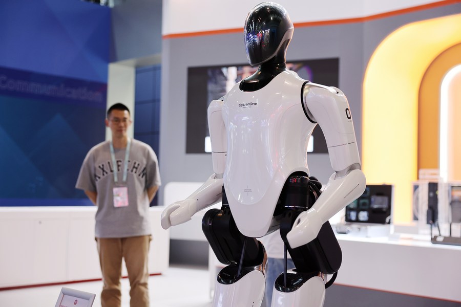 IPRinCN's tweet photo. By 2022, 132 enterprises in the #BeijingTianjinHebeiregion have been named as IP demonstration models and 491 nurtured as IP dominant enterprises for their strong ability of applying #IPrights and high efficiency of #IPtransformation. They have greatly encouraged #innovation.⚛️💡 https://t.co/7J8Q44NUhb