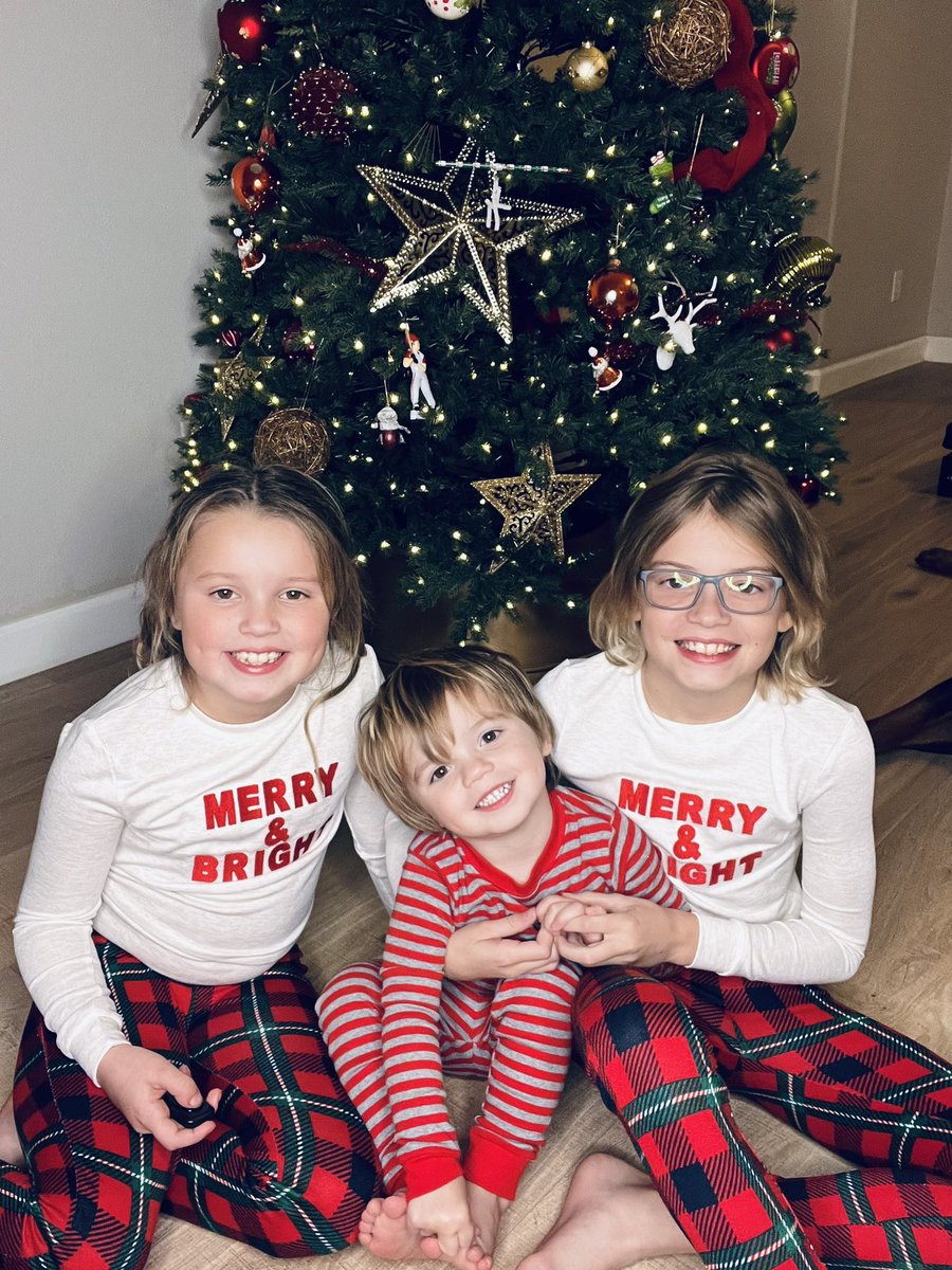 tybrennan60's tweet photo. Merry Christmas coach @JoeyMcGuireTTU 👆🏼
#futureRedRaiders https://t.co/flRKwqR0jz