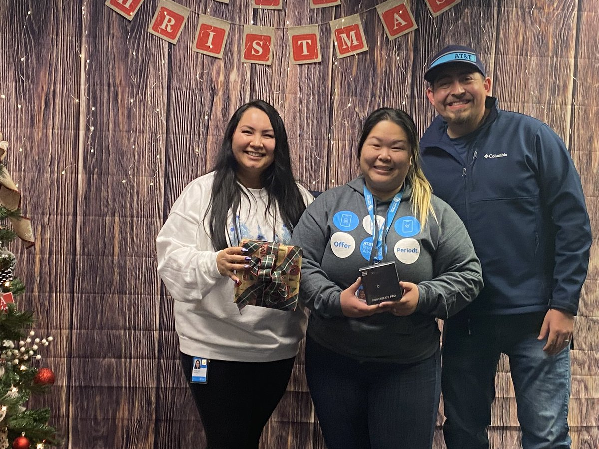 Edgar Diaz (@edgardiazvse) on Twitter photo Our 11th winner was <a href="/DamAmy_VSE/">Amy Dam</a>! She went home with Powerbeats Pro headphones! πππΆ
Congratulations lady! π
Amy represents Dallas 6, AKA Team Showtime! The team is led by Sales Manager <a href="/Malika_NTX/">Malika Shuman</a> and Sales Lead <a href="/troy_orr/">Troy Orr</a>!
#LifeAtATT
<a href="/WeRtheNAC/">National Acquisition Centers</a> <a href="/OSA_Teams/">OSA</a> Our 11th winner was <a href="/DamAmy_VSE/">Amy Dam</a>! She went home with Powerbeats Pro headphones! πππΆ
Congratulations lady! π
Amy represents Dallas 6, AKA Team Showtime! The team is led by Sales Manager <a href="/Malika_NTX/">Malika Shuman</a> and Sales Lead <a href="/troy_orr/">Troy Orr</a>!
#LifeAtATT
<a href="/WeRtheNAC/">National Acquisition Centers</a> <a href="/OSA_Teams/">OSA</a>