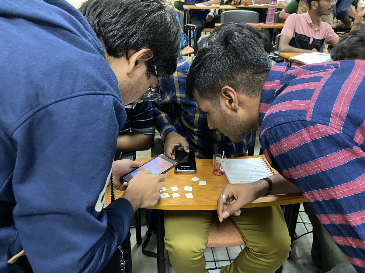 NeerDash's tweet image. A day full of learning at #NIUS chemistry @HBCSE_TIFR .. experimenting, and learning to communicate our findings! Working with students is always so rewarding! @IISERPune #microscale