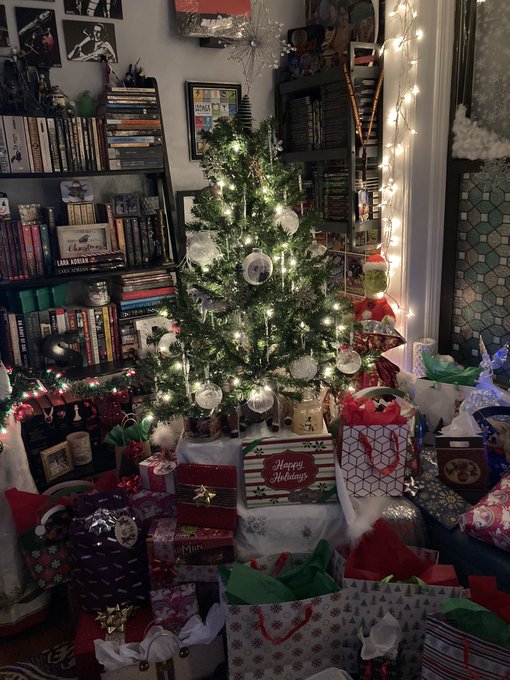 It&rsquo;s Christmas Eve: do you know where your Turboman is? (W/ @ErikToddxxx ) https://t.co/SctEp7Uh8l<a href="/tag/mvsales"class="tags"><span>#mvsales</span></a>