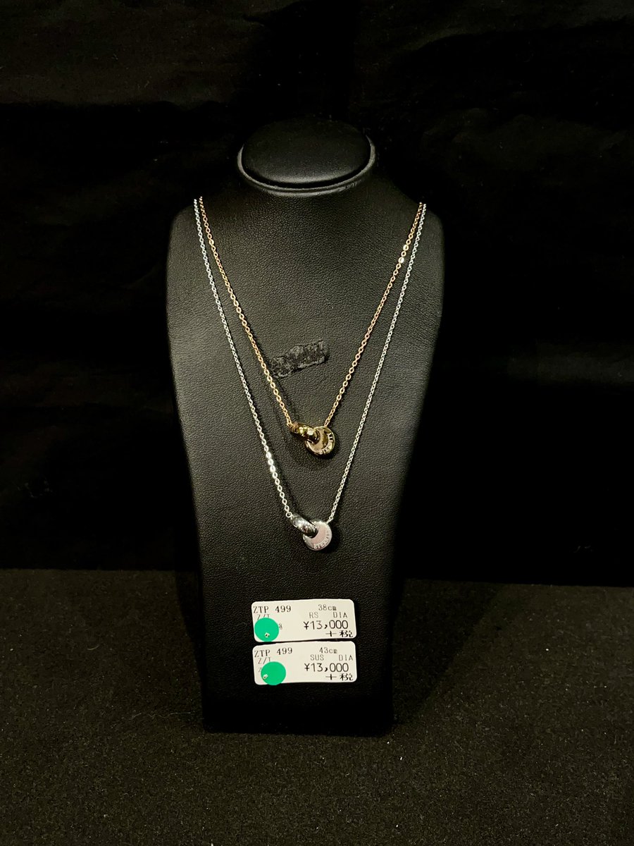 sb_kusatsu's tweet image. [🎄2023christmas🎄]

本日はZanipolo Terziniのペアネックレス✊🏻
無限の象徴インフィニティをイメージしたモチーフで、モチーフ部分に刻まれたETERNITYは永遠を意味し、２人の愛が永遠に続くよう願いが込められたペンダントです😼
是非クリスマスプレゼントに‼️
#silverbox 
#シルバーボックス草津