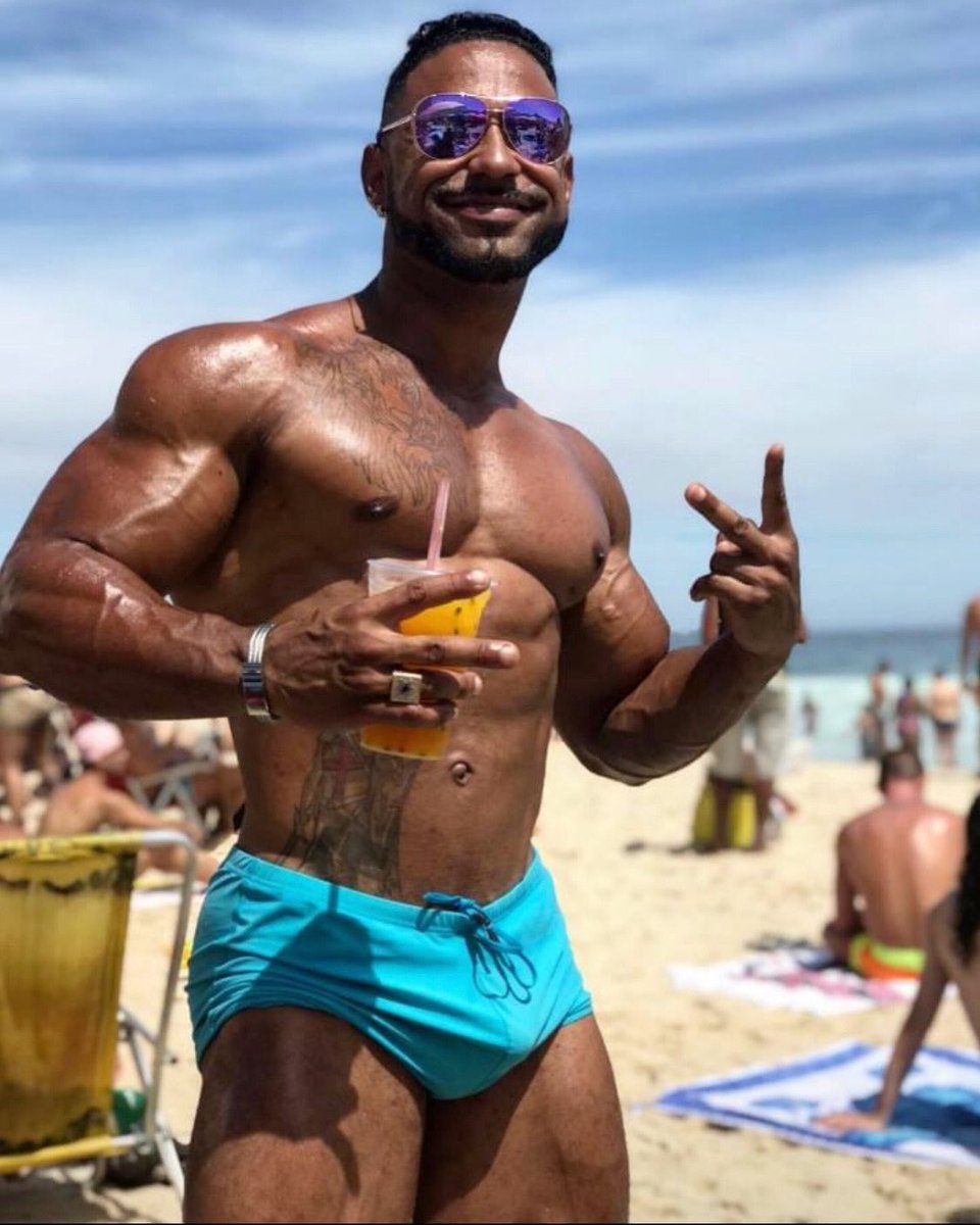 decanteira's tweet photo. canteira pela sombra baby.

Instagram oficial: https://t.co/UzbQIFCSFF

WhatsApp para consultoria on-line: https://t.co/pSoymOcMso

Canal no YouTube: https://t.co/BKSTMzfWqO

#maromba #hormonios #musculação #filosofia
#decanteira #fisiculturismo https://t.co/Zczhw6kGOI
