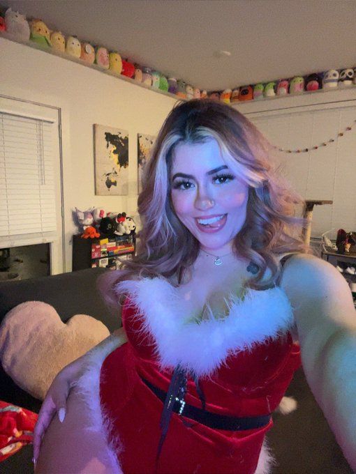 im basically santa https://t.co/48gYY2svGy