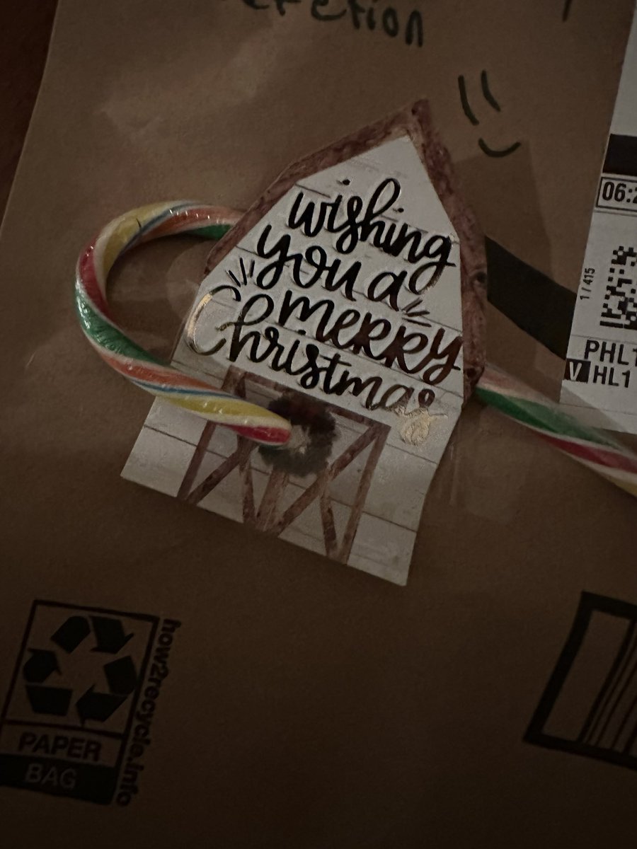 Recieved a last minute <a href="/amazon/">Amazon</a> delivery. The amazon driver left a little something. Sometimes is the little things that make all the difference.