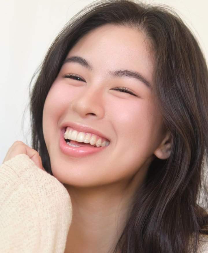 arce_mikee's tweet photo. Merry Christmas my love. Wishing you and your family a happy and blessed Christmas.🤗💕 I love you.😘

Kissables, Merry Christmas din po sa inyo.🤗

#KissesDelavin https://t.co/4PQqUFn6Ag