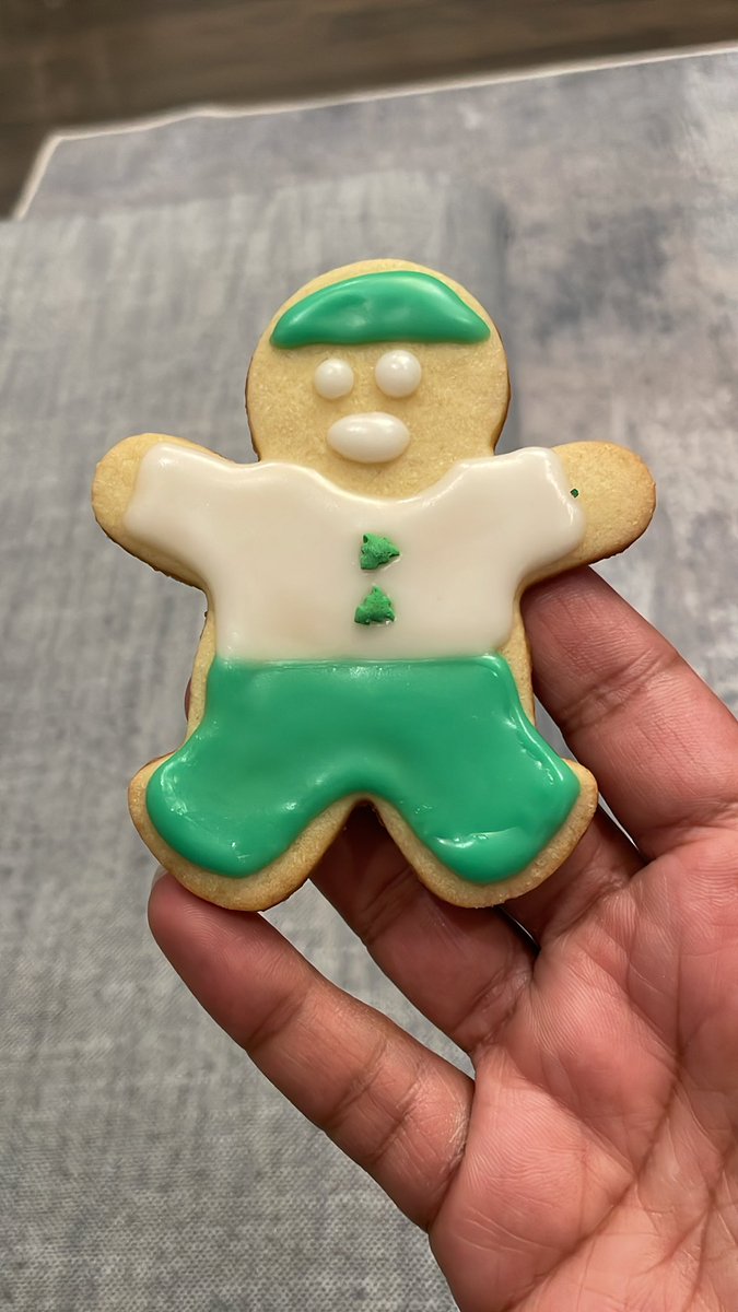 When your wife @NMistryAmbani and son make a surgeon cookie for you #TheHolidays