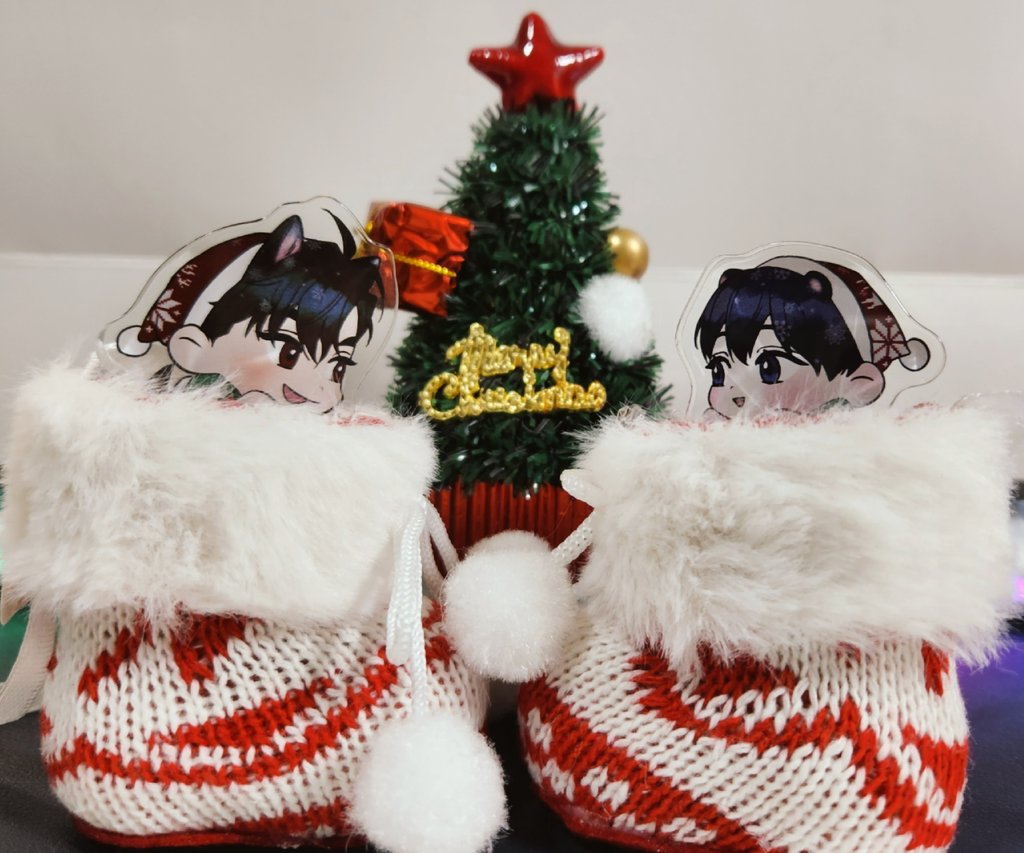 I_RoGer_I's tweet photo. 솬석 크리스마스 코롯토~~생각했던 느낌대로 나와서 만족!🎄❤️
양말에 코롯토째로 넣고 싶었는데 딱 들어간다 ㅎㅎ https://t.co/oJxgEXTG6P