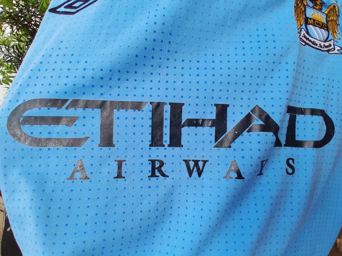 luckyfebrian's tweet photo. @shirt_x Man City Home 2011-12
Size 46
Excellent material, minor crack on sponsor

£85 postaged
Paypal payment

#shirtxchange https://t.co/4m8rDTbYDu