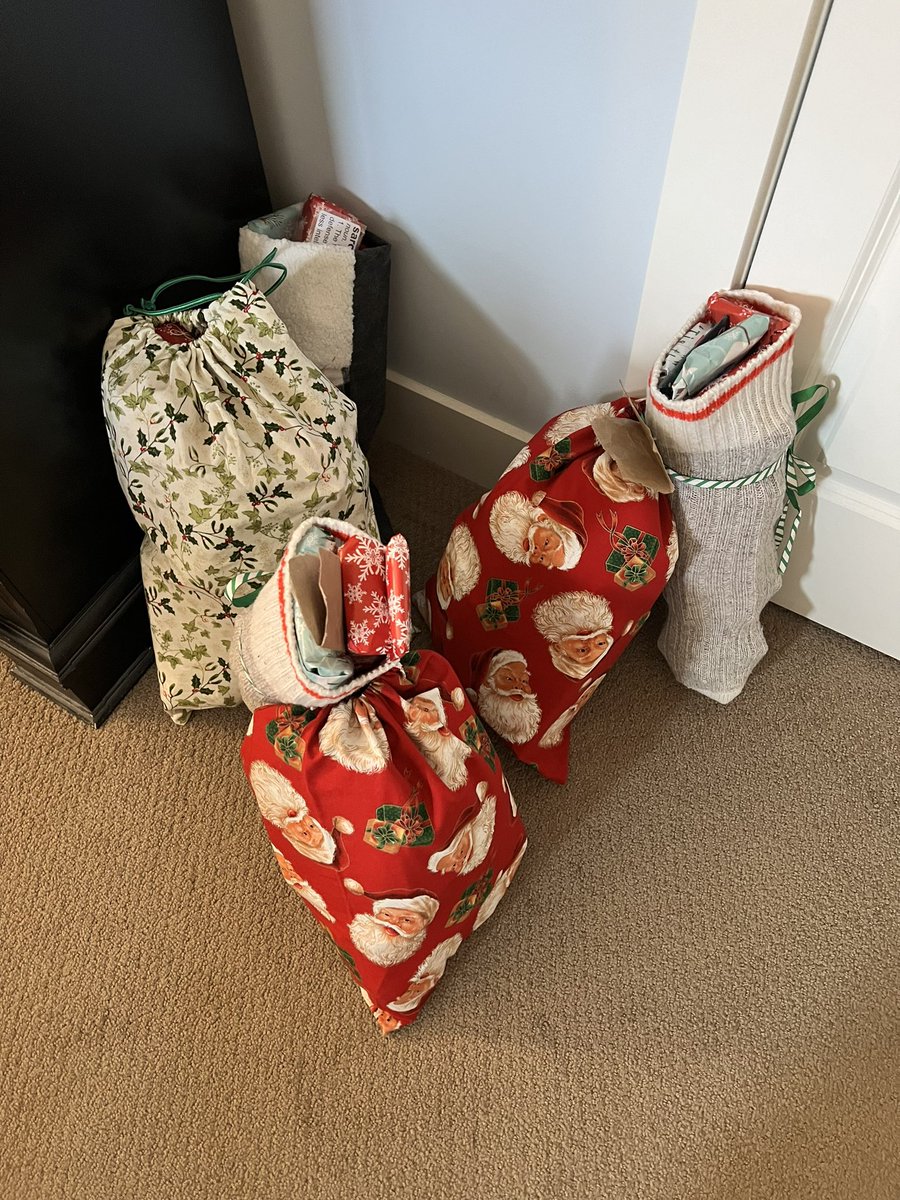 Christine Blessin tweet media