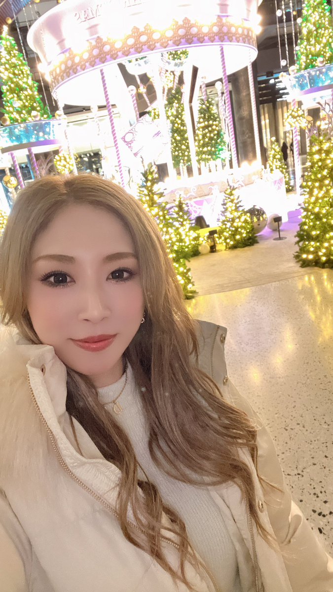 ayu718__'s tweet photo. Merry Xmas🎄🎁✨ https://t.co/lC9b5CgTD1