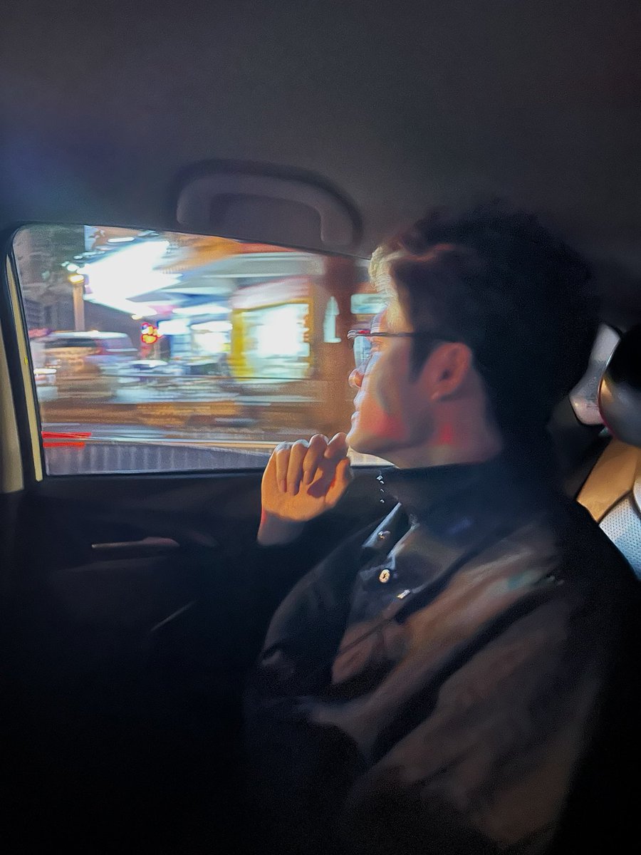 Te950's tweet photo. 圣诞老人拍了拍你：快乐可不止圣诞这一天 https://t.co/QFTNN4UOhb