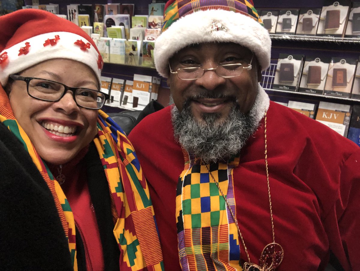 KathyMcDonald (@trusteemcdonald) on Twitter photo It was such a joy to see the excitement of the kids, old and young when <a href="/kenteclaus/">Kente Claus</a> arrived <a href="/CityBrampton/">City of Brampton</a> <a href="/Knowledgebooks/">Knowledge Bookstore</a> <a href="/patrickbrownont/">Patrick Brown</a> proclaimed today KenteClaus Day in Brampton 🎅🏽🎅🏽🎄🎄 It was such a joy to see the excitement of the kids, old and young when <a href="/kenteclaus/">Kente Claus</a> arrived <a href="/CityBrampton/">City of Brampton</a> <a href="/Knowledgebooks/">Knowledge Bookstore</a> <a href="/patrickbrownont/">Patrick Brown</a> proclaimed today KenteClaus Day in Brampton 🎅🏽🎅🏽🎄🎄
