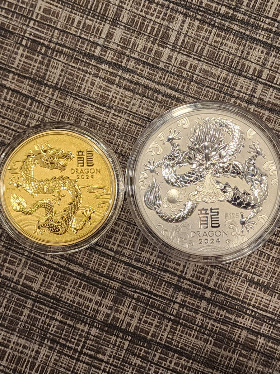 shyted88's tweet photo. 2024 Australia 1 oz Silver Lunar Dragon BU (Series III)
With gold bu
#silversqueeze #silvercoin #stacking https://t.co/ERhWV6BK3a