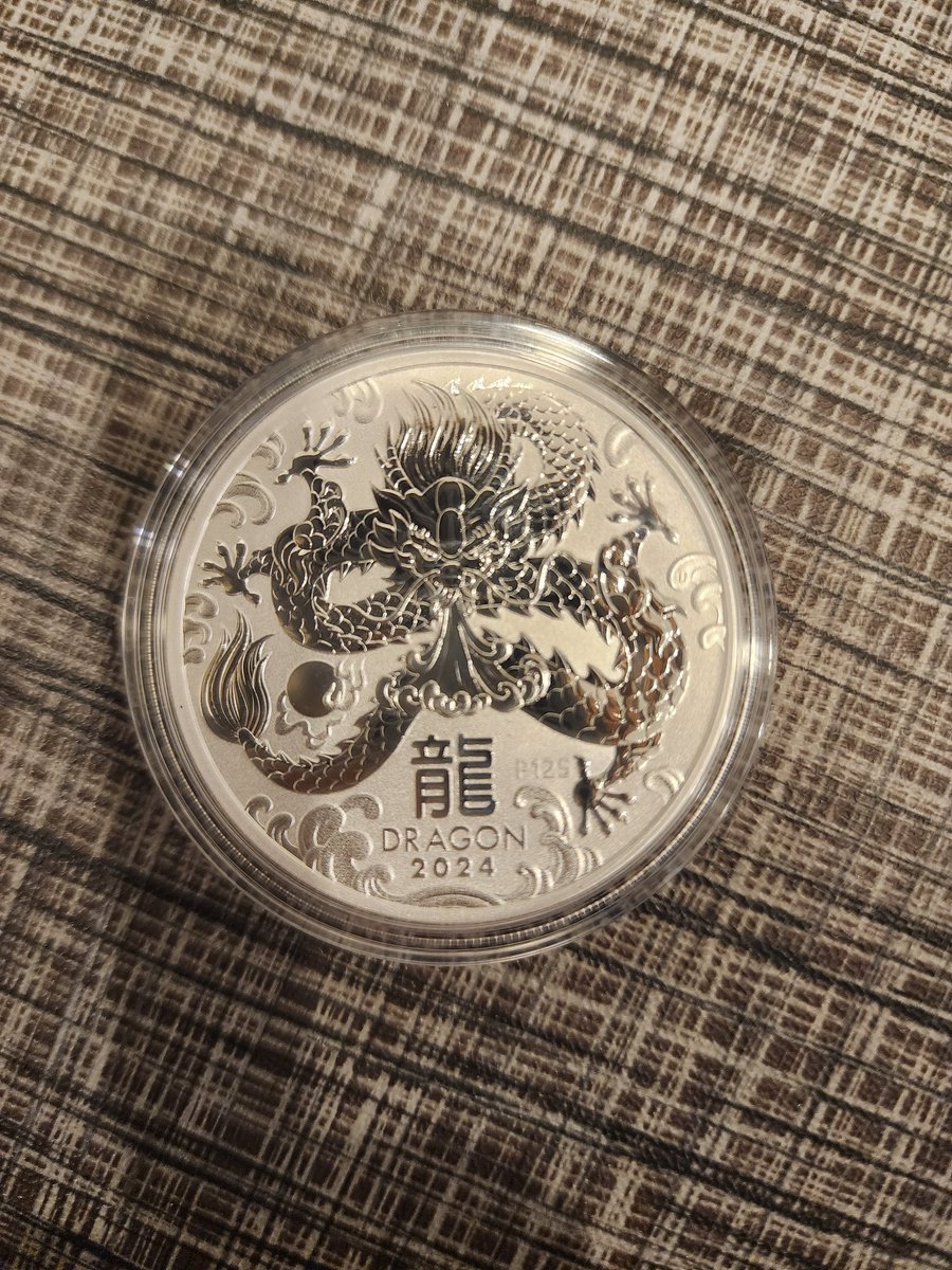 shyted88's tweet photo. 2024 Australia 1 oz Silver Lunar Dragon BU (Series III)
With gold bu
#silversqueeze #silvercoin #stacking https://t.co/ERhWV6BK3a