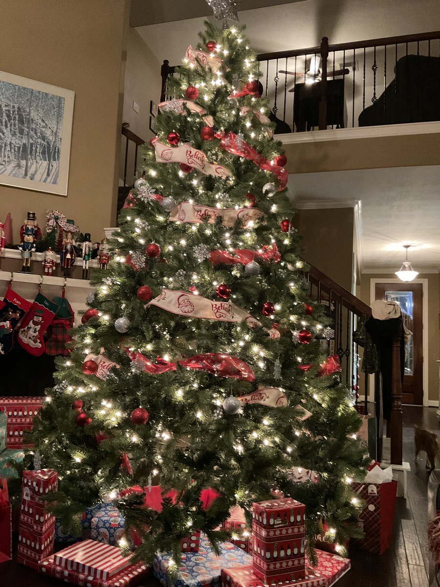TimTuley's tweet photo. @notthefakeSVP Merry Christmas @notthefakeSVP https://t.co/g4LbbVSjB2