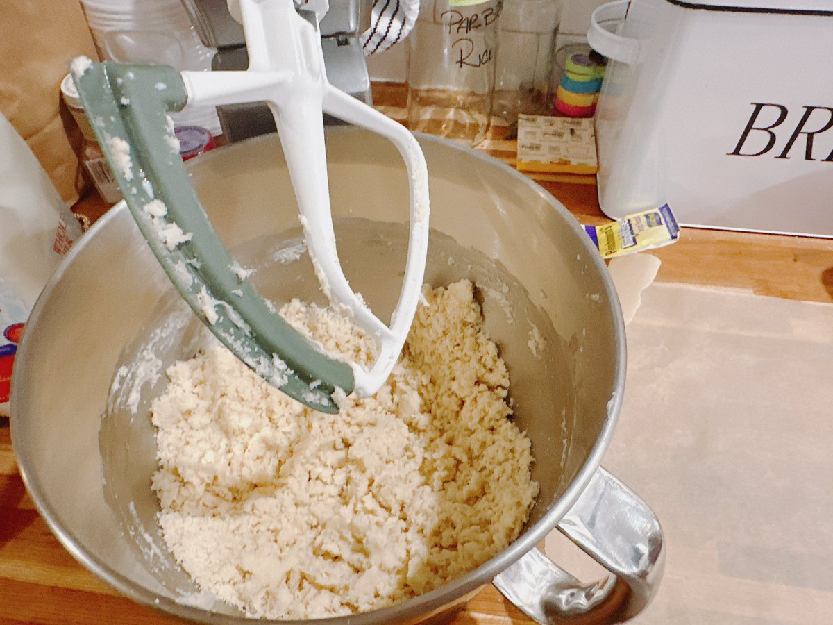 EatWithNia's tweet photo. #BreadBae is back (sort of lol)
#HappyFoodmas https://t.co/Redi2ALTLu