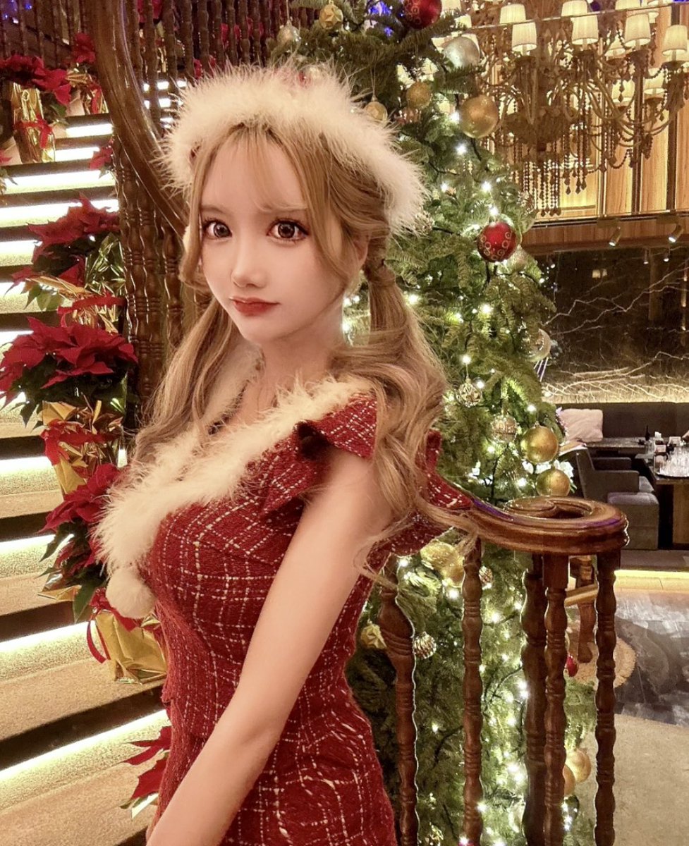 asukapiraran's tweet photo. *…ᴍᴇʀʀʏ ᴄʜʀɪsᴛᴍᴀs…*🎄
サンタさんきた...？
今日は一緒に過ごそうね？ https://t.co/Z7wQoQ8qab