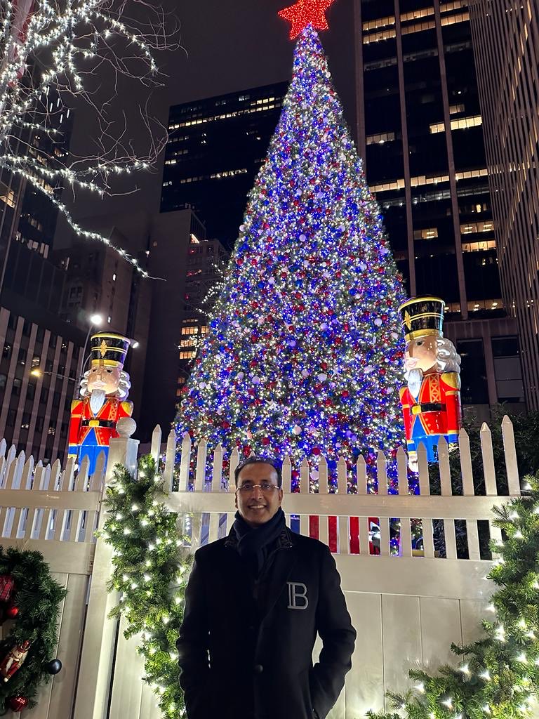 taposm's tweet photo. Merry Christmas 🤶 https://t.co/Tv7HvrxN8Q