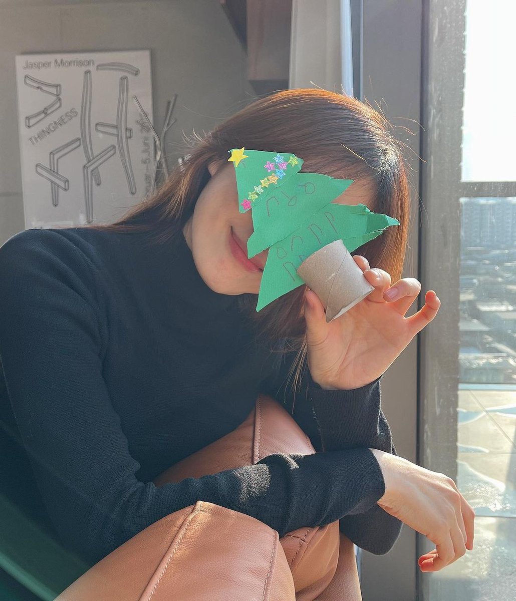 20231225 finehana_ instagram update