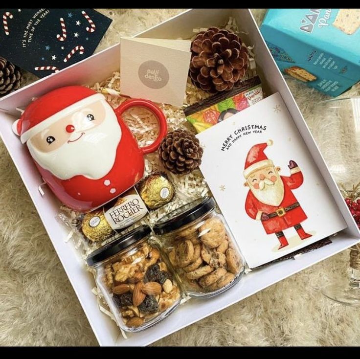 ㅤ
[⛄📦] A package has been sent to [Your Address] with a note:

"This holiday season, let’s make it a point to cherish what’s truly important in our lives: cookies. Merry Christmas and happy new year!" 
ㅤ