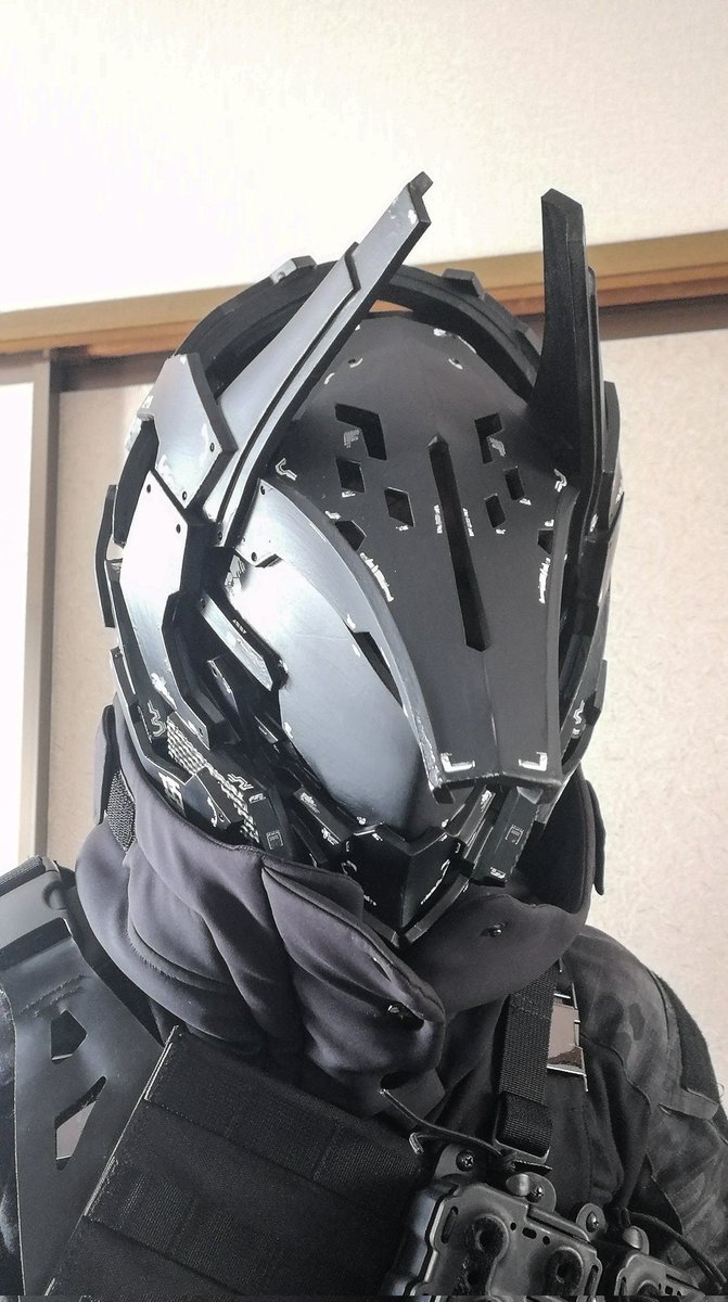 813ne_diayn's tweet image. ANUBISマスク
スタイリッシュな感じに仕上がって良き