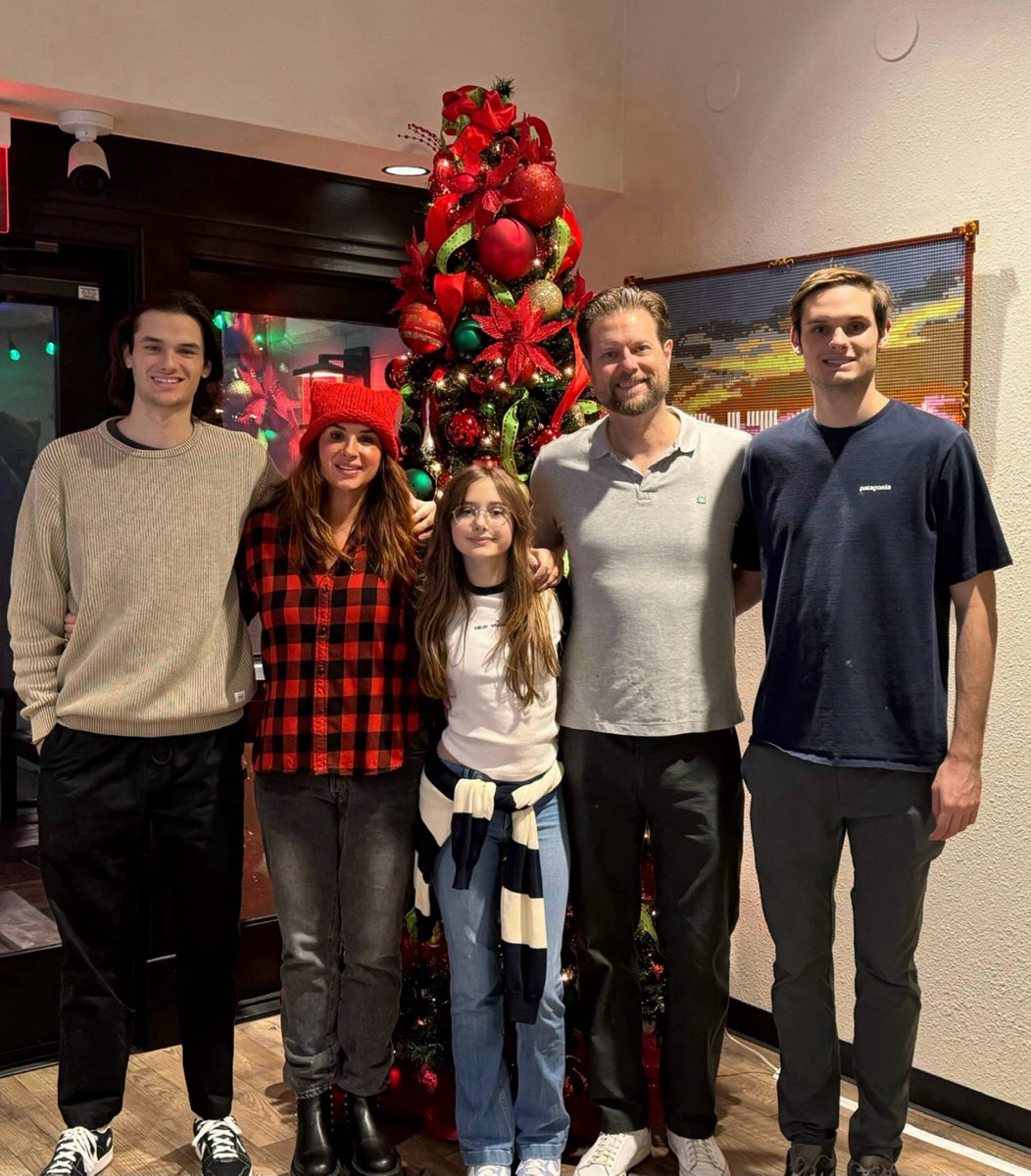 We had the privilege of spending Christmas Eve at The Ronald McDonald House, where we had the honor of serving dinners to the families staying there. The holiday season can be challenging for many, but being able to contribute in our own small way brings immense solace. On behalf