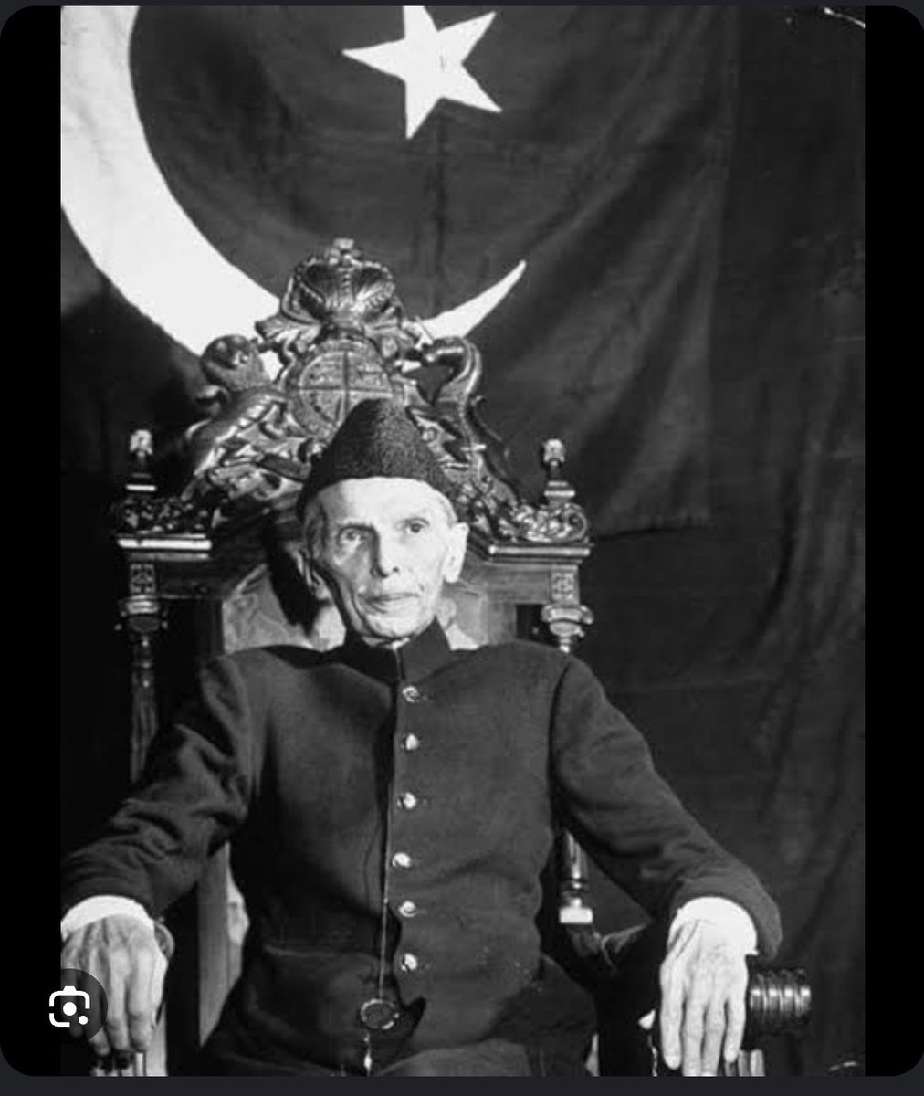 XubeeH's tweet photo. Pakistan is proud of her youth, particularly the students who have always been in the forefront in the hour of trail and need. You are the nation-builders of tomorrow and you must fully equip yourself by discipline, education and training for the arduous task lying ahead of you. https://t.co/9BTRyEycln