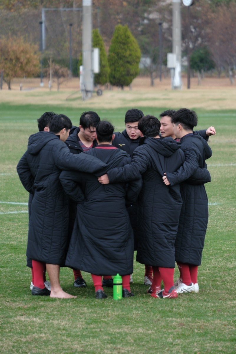 Aiban_Mishima's tweet photo. 2023season done.
創部史上最高順位、初の全国大会出場など、去年に比べて着実に成長しています
チーム全員ほんまによく頑張りました

最後の円陣でキャプテンから一言
“俺たちはまだできる”
強くなって、幸久の思いを背負ってこの舞台に戻って来よう

応援ありがとうございました！
#SHIMADZUbreakers https://t.co/7y3U1WWdGz