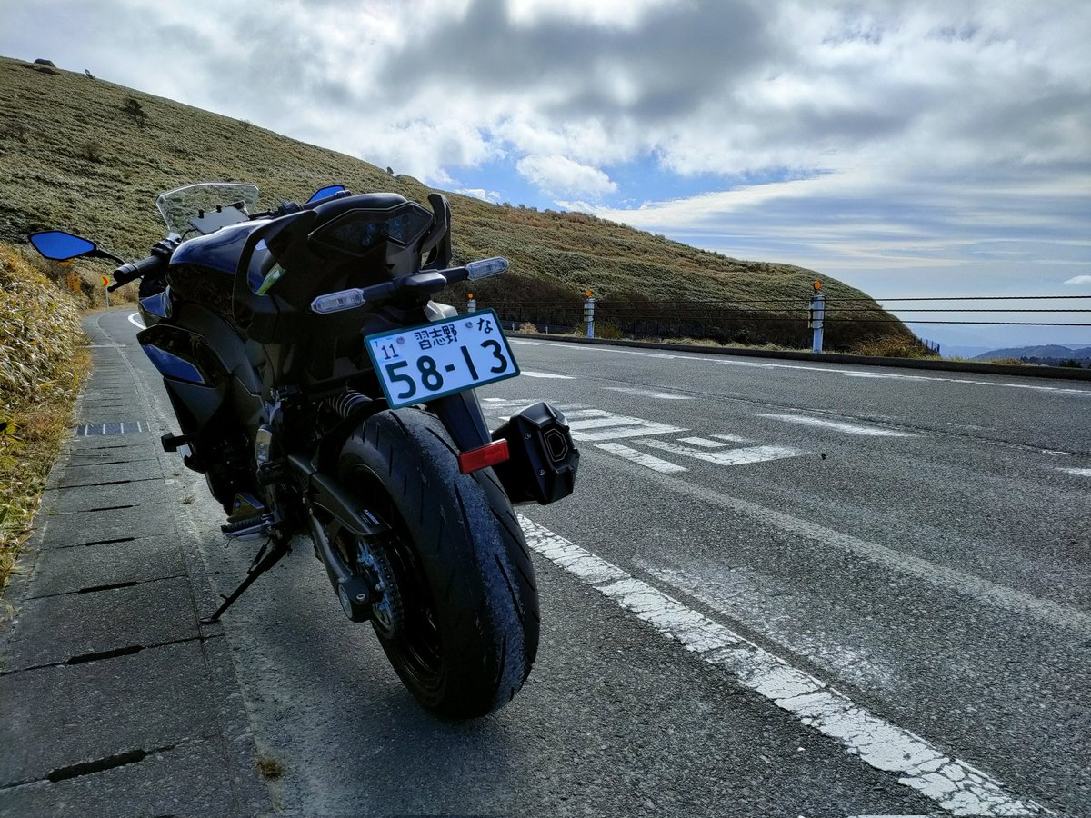 macky104497's tweet photo. 2023年12月25日の深夜から明け方の間に自宅からバイクが盗難に遭ってしまいました。

ナンバー 習志野 な5813

大切なバイクが盗まれてやるせない気持ちでいっぱいです。

どんな些細な情報でも結構ですので皆様のお力をお借り出来ると幸いです。

#盗難　#バイク盗難　#拡散希望 https://t.co/bUcYKBpaDV