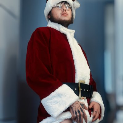 #NewProfilePic https://t.co/aJpGU6nJlz<a href="/tag/newprofilepic"class="tags">#NewProfilePic</a>