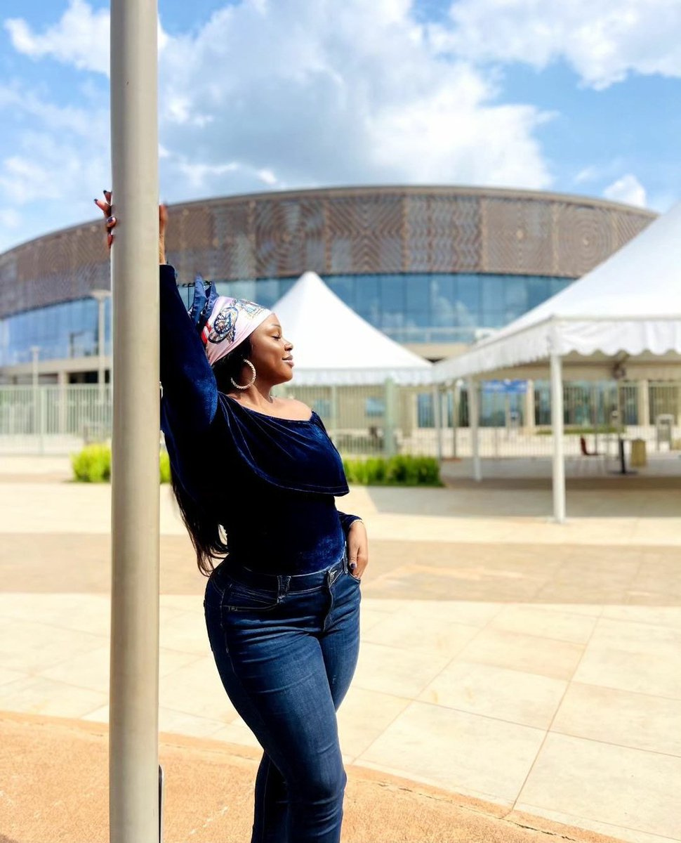 MBU's tweet photo. Arise and Shine ✨ https://t.co/Ih6SqhECjx