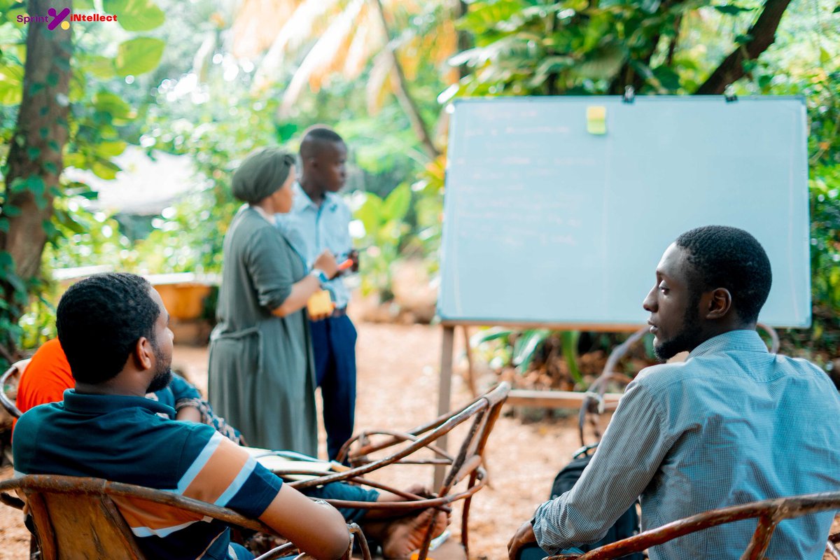 drnasranassor's tweet photo. Our first cohort @SprintXiNtel just graduated from Design Thinking in Personal Mapping and Career Development. Huge thanks to @DorothySemu for sharing her life experience and advocating for creating safe spaces for all.
#safespaceforall https://t.co/vjx9LpJN3S
