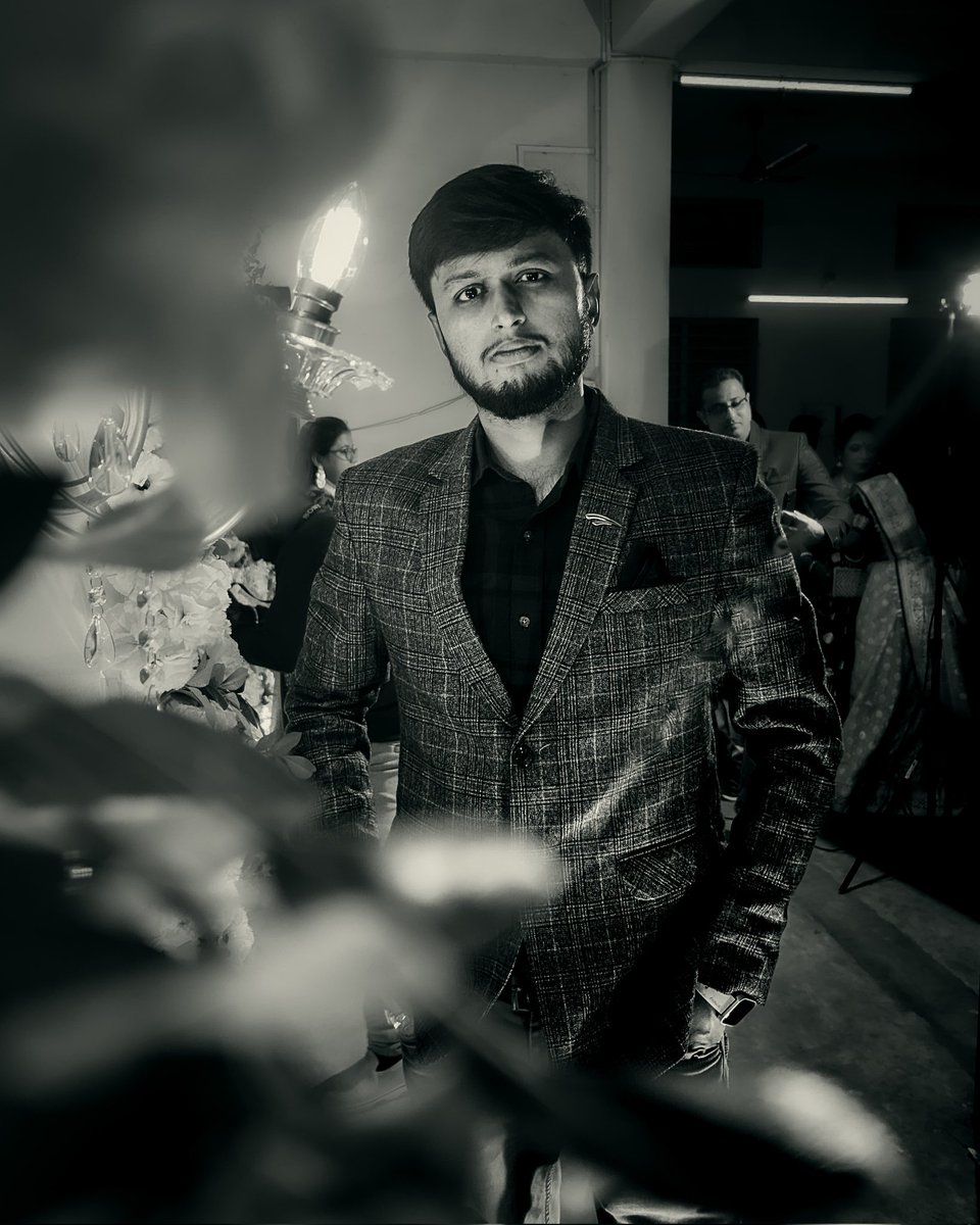 Dress like you've made something of yourself in the World, 
Even if You Haven't ✅