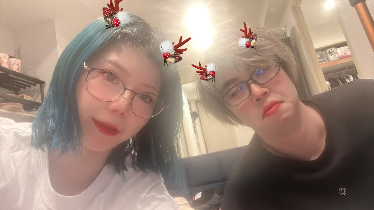pocha_darts's tweet photo. ぽちゃ…インフルになりましてクリスマス無くなりました😇😇最悪です💦
ケーキ食べたくてわがまま言ったらウーバーで美味しそうなケーキYUT4ROが買ってくれました🍓🎂 https://t.co/iJiCDE5UZj