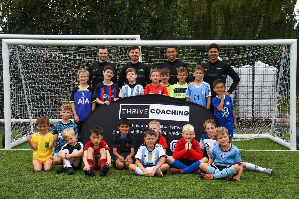 Thrive Coaching Academy tweet media