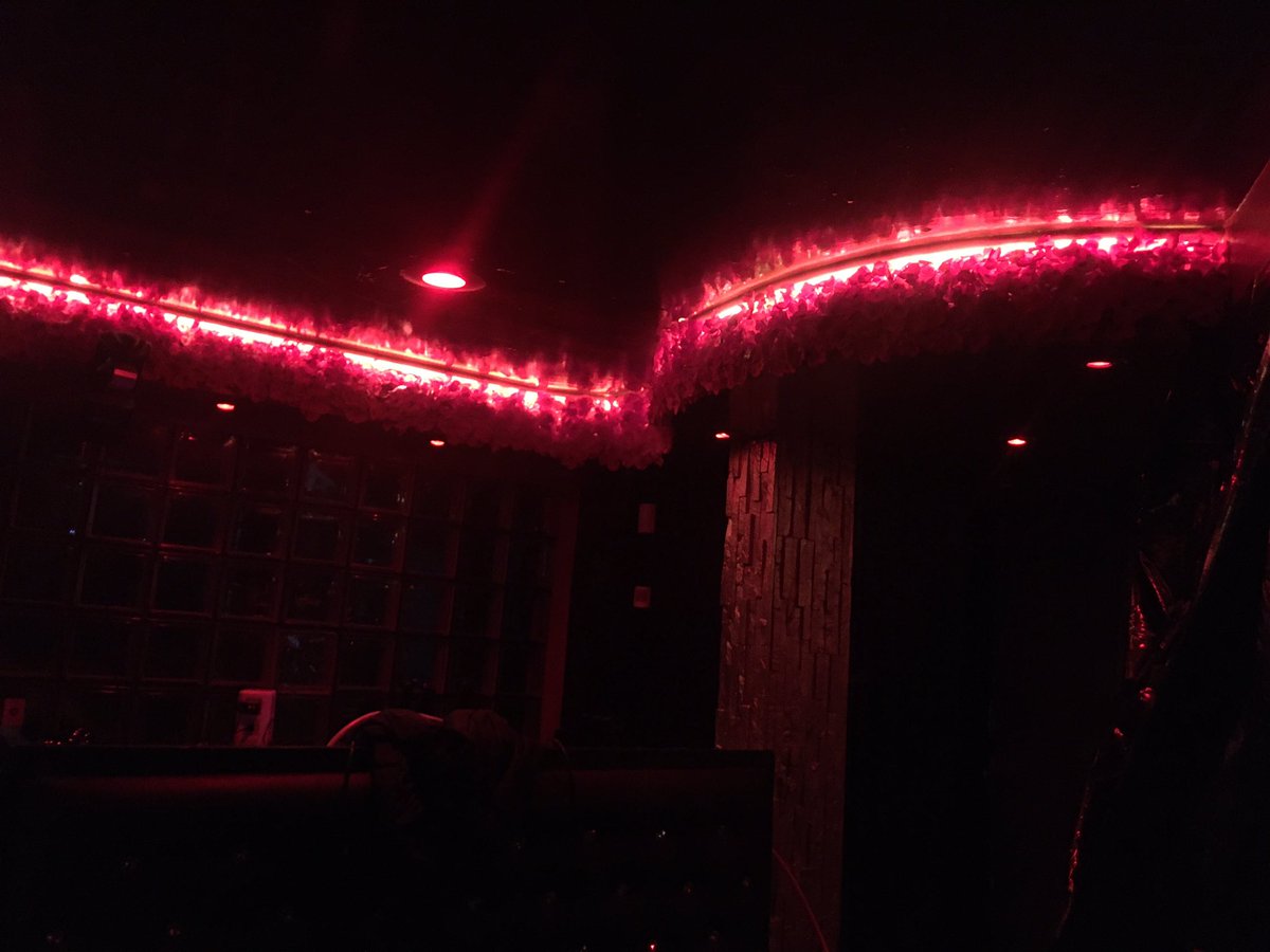Dj_Scarface's tweet photo. INSTALLATION LIFE… LEDS IN 2 ROOMS FOR A REMODEL. STAY BUILDING THE PLACES YALL LOVE TO FREQUENT…
#dj #djs #djgear #michigan #music #detroit #setup #sound #sounds #edm #install #installer #installation #gopro #youtube #youtuber #inksternative #conglomeratedjs #djscarface https://t.co/NGnhfxBOmP