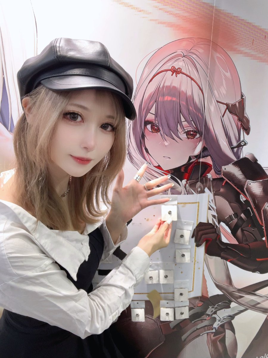 NIKKEの野外広告を見てきました！

大迫力で可愛いニケ達の広告すごかった✨️ピンバッジも無事GETできました🫶🏻

池袋駅の現地でQRコードをスキャンするとニケからの年賀状がもらえるみたいです！指揮官はぜひ行ってみてね〜！

 #NIKKE探し https://t.co/ByLSJnLrpp