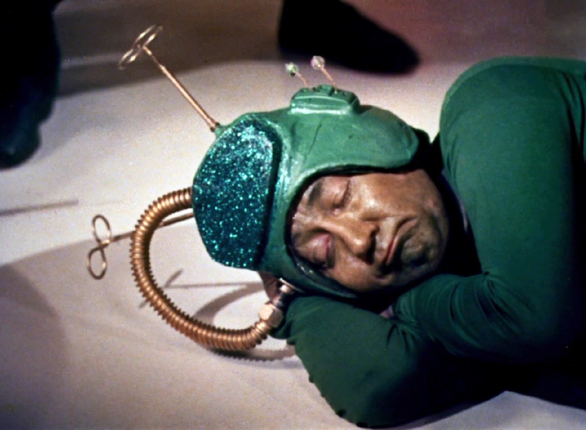 normancengland's tweet photo. Dropo appreciation thread.
Cunning, daring, humor...there will never be another like Dropo.
#dropo
#BillMcCutcheon
#SantaClausConquersTheMartians https://t.co/bQx5JuduDE