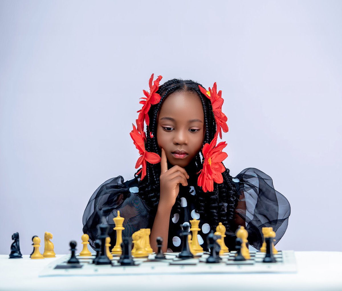 chesswitivie's tweet image. Spread the cheer this holiday season with the eloquent language of chess! 🎅🌟 Let's celebrate the fusion of intellect and happiness, as chess becomes an inclusive catalyst for positive change. ♟️✨ #ChessMagic #celebration @thegiftofchess 