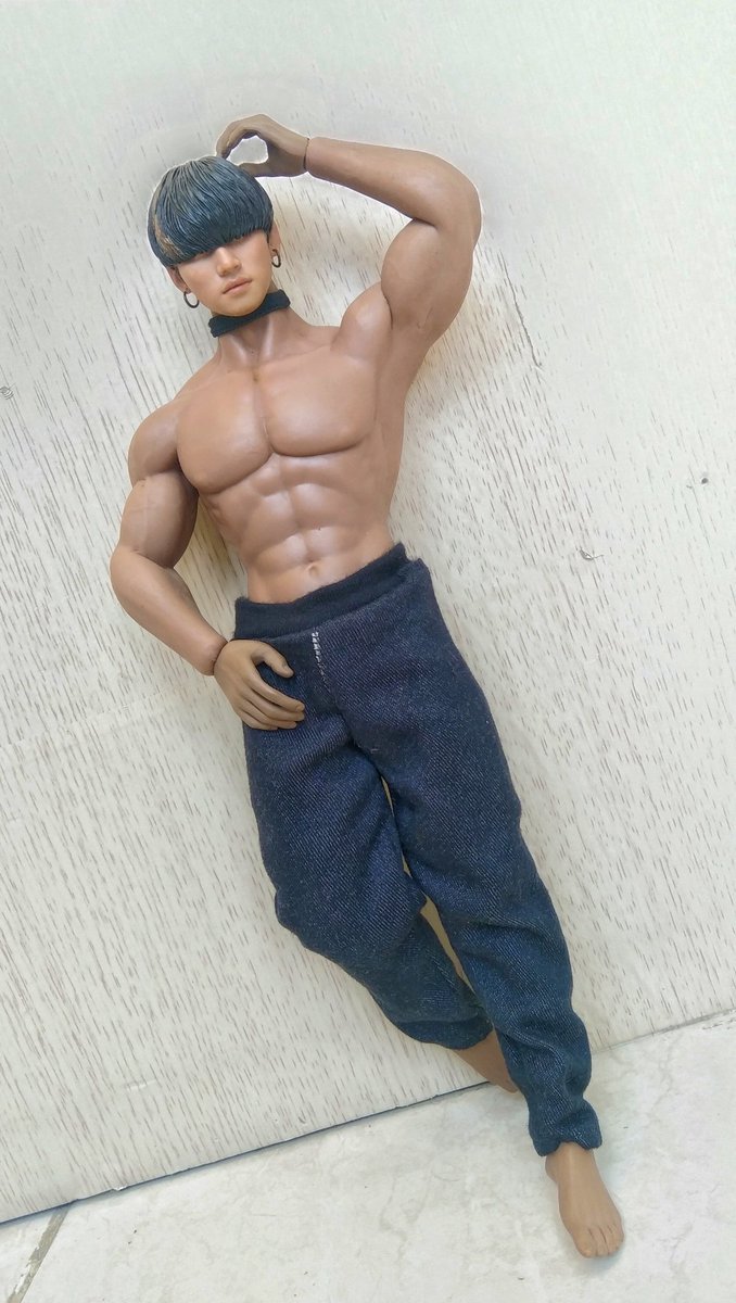 Ichanchoa1's tweet photo. So hot #toycollector #toygay #phicen #dollphicen #hotsexy https://t.co/mpInlomLym