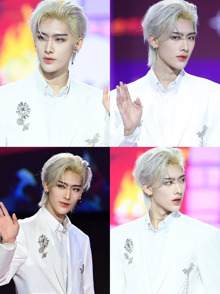 LOOKSRICKY's tweet photo. #ricky for gayo daejeon https://t.co/pGKxrDIftM