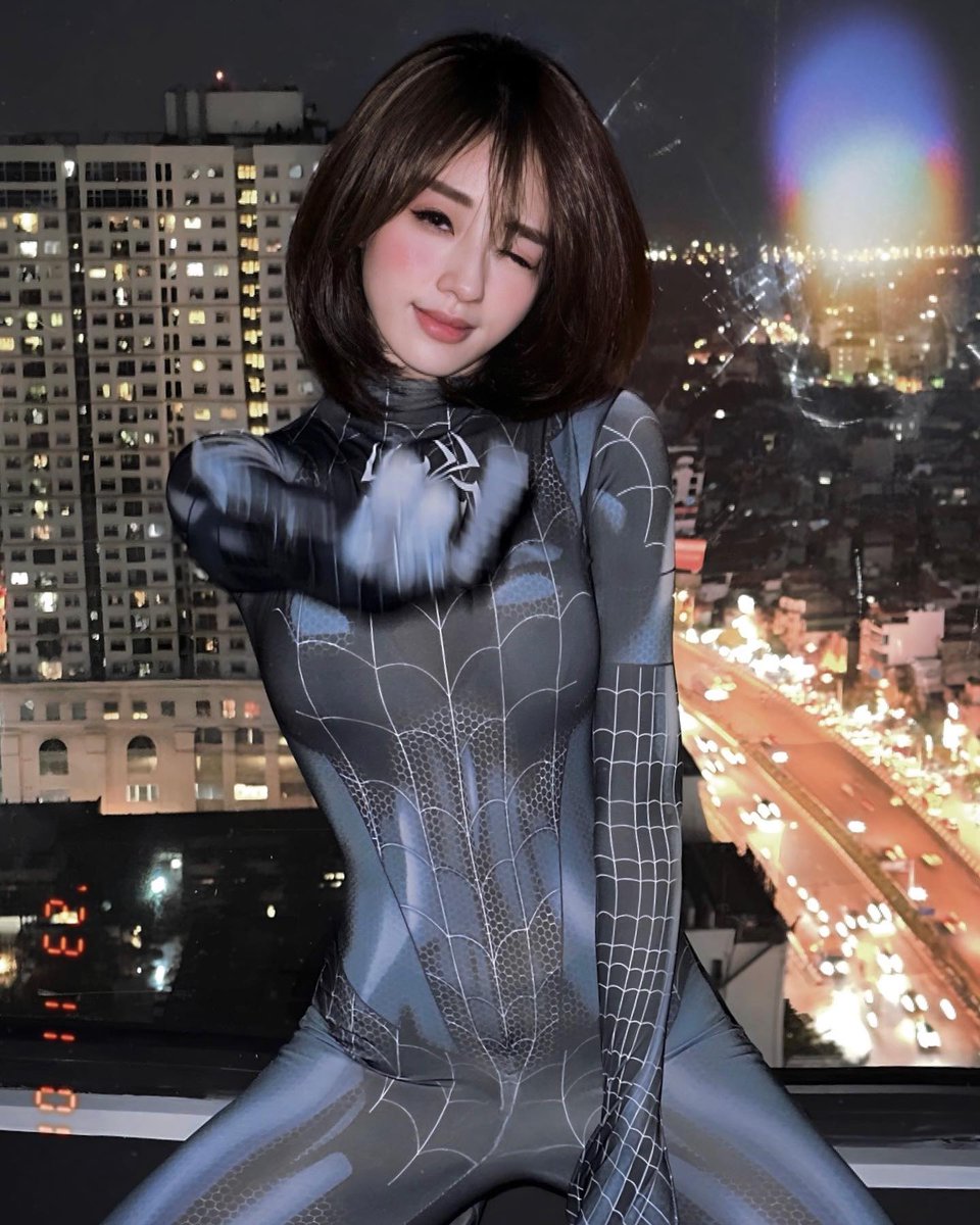 Chào anh! Tôi là một người phụ nữ yêu thích ẩm thực và muốn tìm một người bạn đời có cùng đam mê nấu nướng.