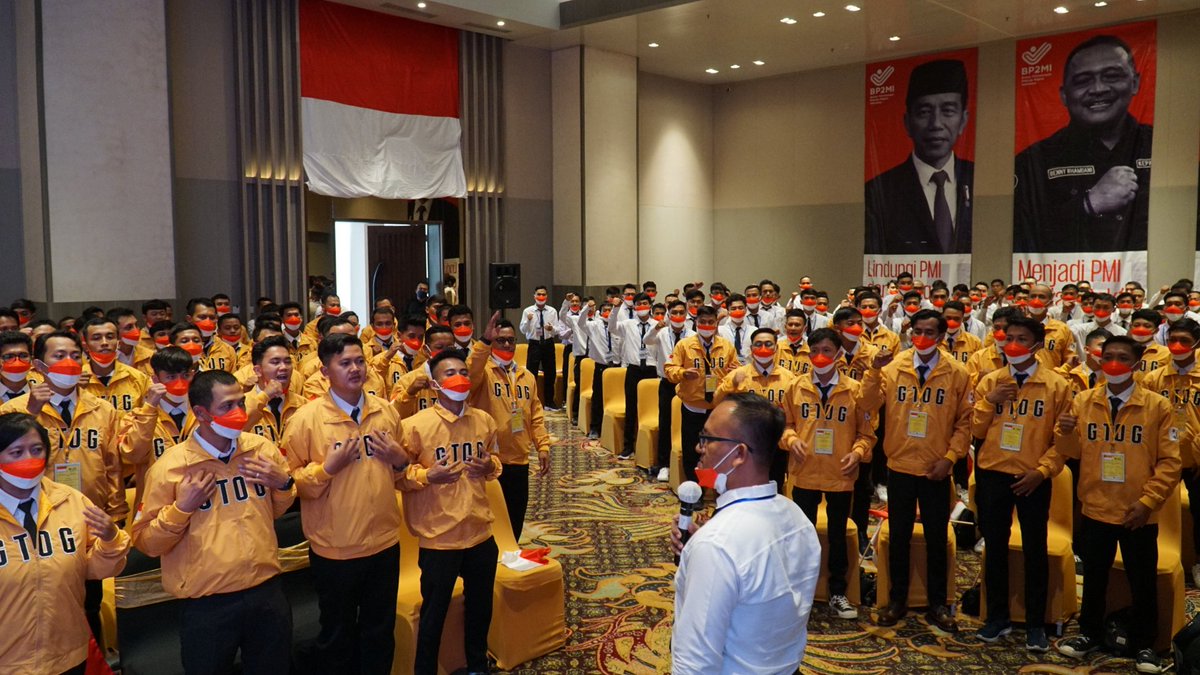 HARI ini tepatnya 25 Desember 2023, dalam suasana sebagian rakyat Indonesia dan dunia merayakan Hari Raya Natal. BP2MI di hotel el-Royale, Jakarta Utara melepas 255 orang Pekerja Migran Indonesia. Keberpihakan negara untuk para Pahlawan Devisa tak perlu diragukan lagi.

255