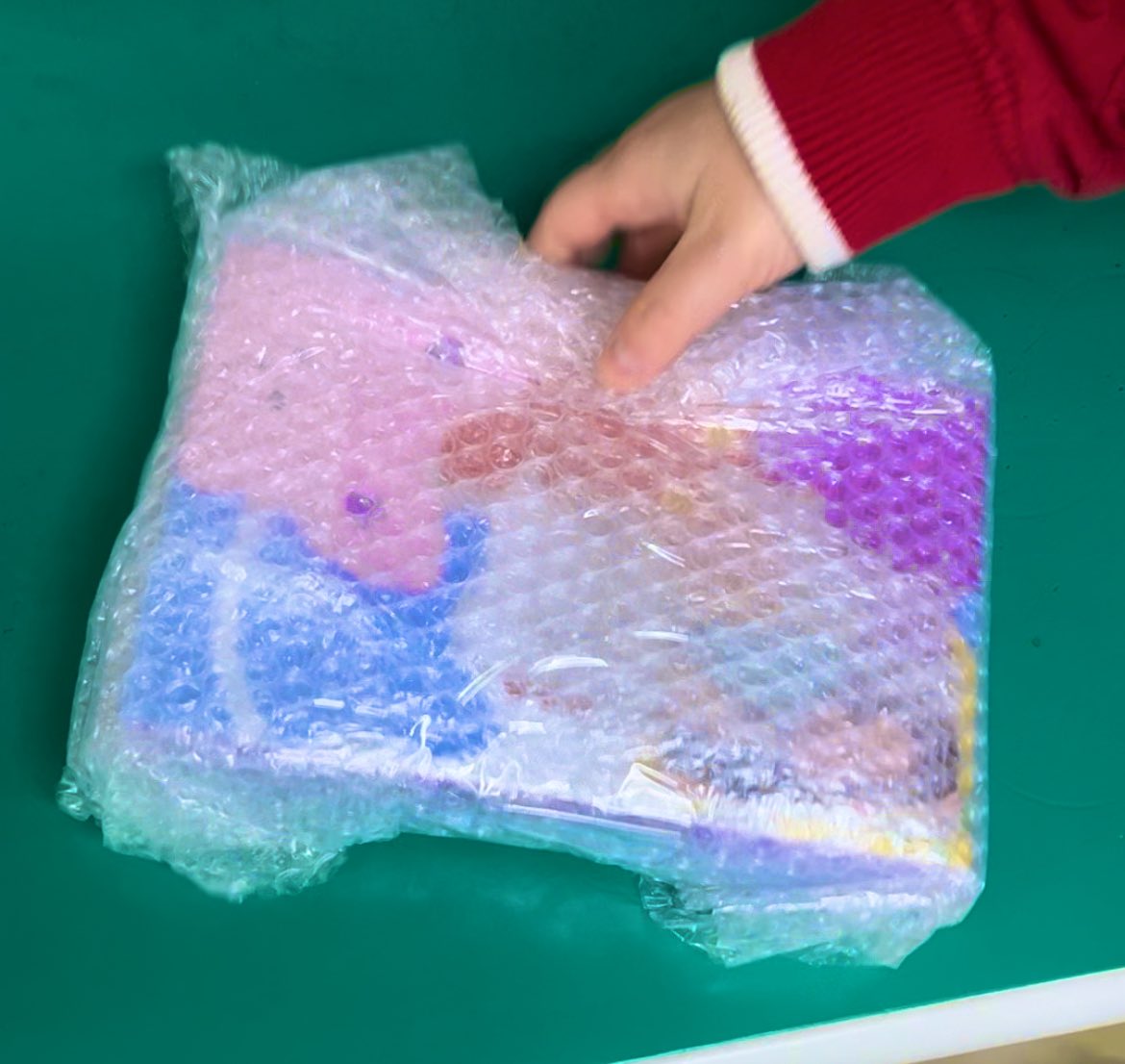 拿到了! Purple Kiss 2024年曆！

#PurpleKiss