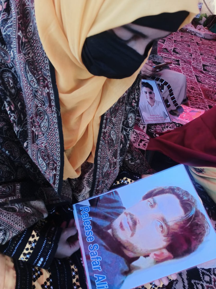 Shaista_baloch0's tweet photo. Bring back my uncle Safar Ali
#MarchAgainstBalochGenocide https://t.co/58f0XuxmBy