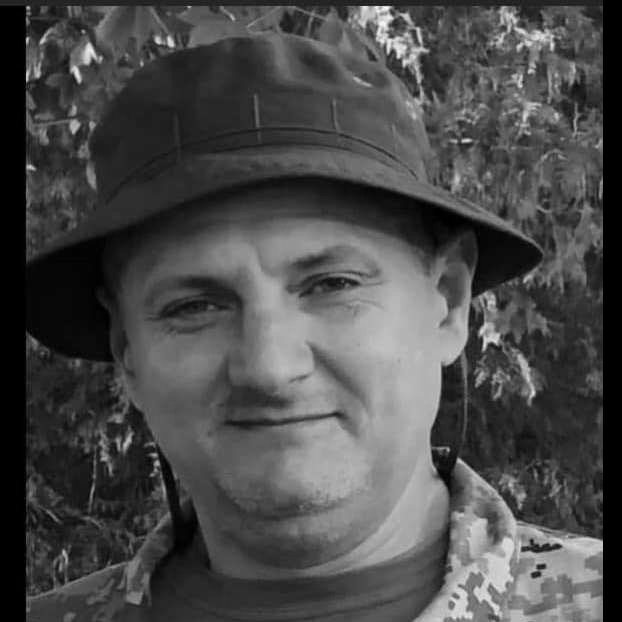 They laid down their lives for Ukraine&amp;Europe   

RIP - Valentyn Sliusarchuk (20), Vadym Leleko (27), journalist Viktor Petrov (33),  Volodymyr Vitiv  

Rest, comrades, rest &amp; sleep! 
The thoughts of men shall be 
As sentinels to keep 
Your rest from danger free

#ArmUkraineNow