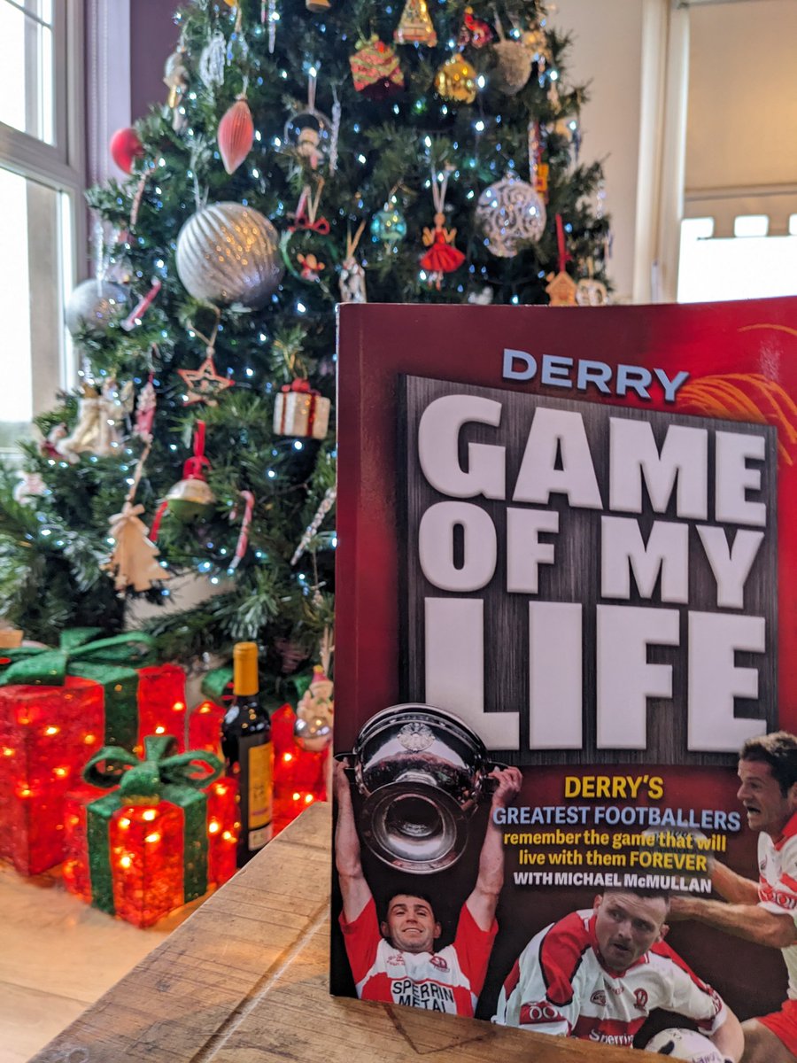 stavros0's tweet photo. My Secret Santa knows the craic!
Looking forward to reading this after dinner @malmcmullan
#GameOfMyLife
@Doiregaa https://t.co/CCGxThW9Tc