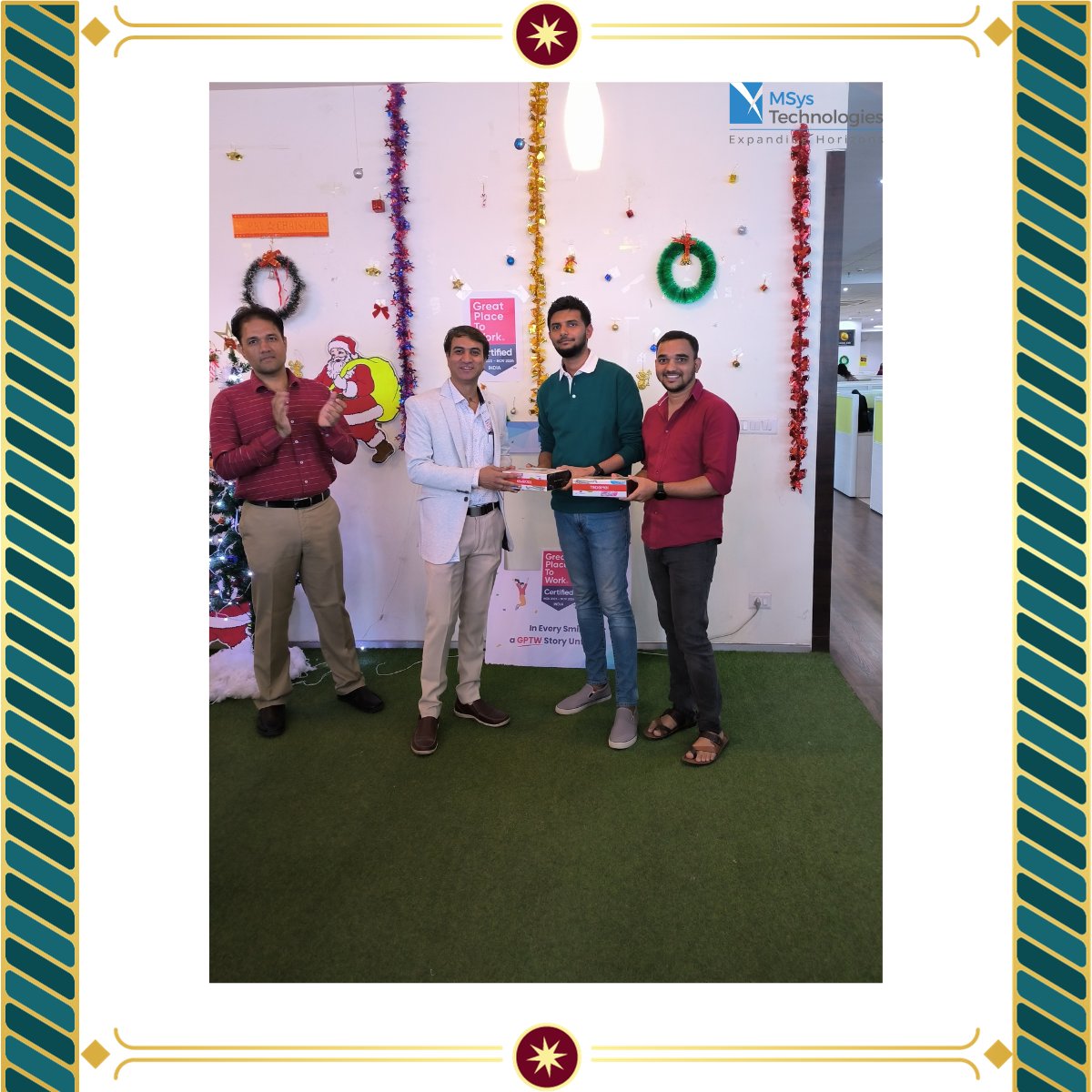 AziroTech's tweet photo. Capturing moments from our festive Christmas celebrations, including the joyful exchange of gifts among the participants of our Desk Decoration Contest. πβ¨π
#ChristmasCelebrations #DeskDecoration #MSysTechnologies #LifeAtMSys https://t.co/cPEcSiELGm