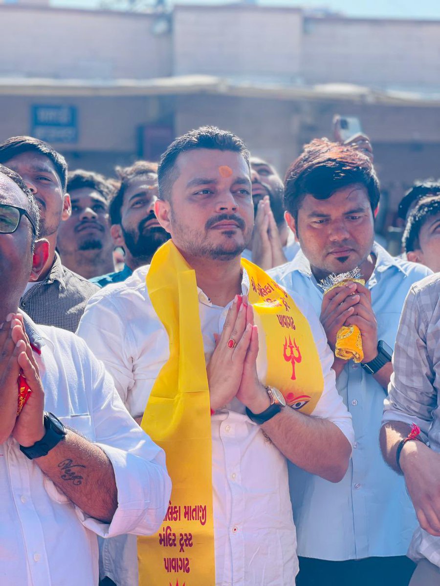 ikaushaldave tweet picture